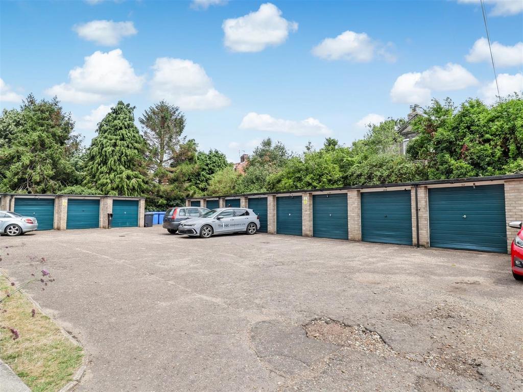 Garage block