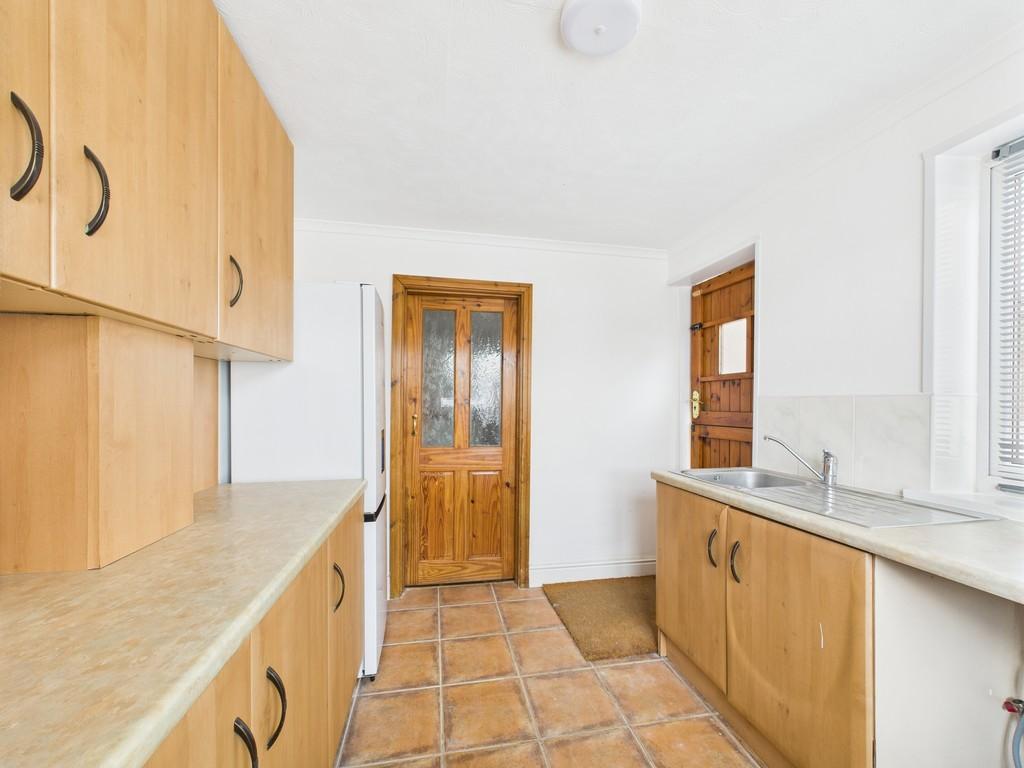 Cam01835 g0 pr0257 still036