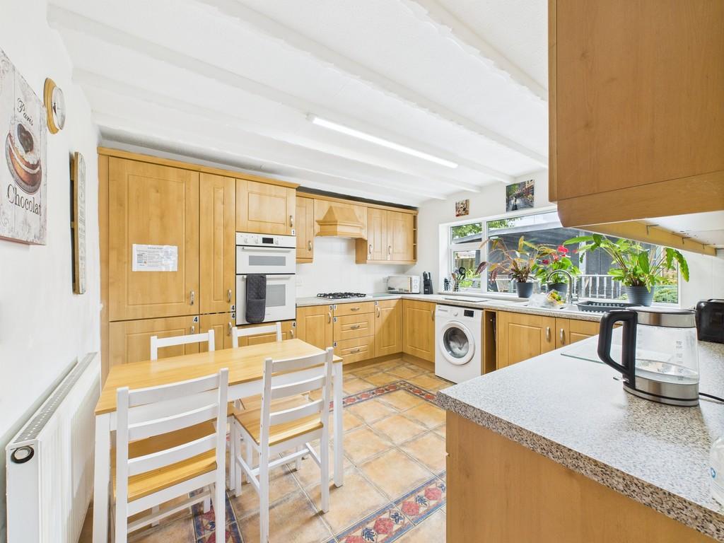 Cam01835 g0 pr0257 still022