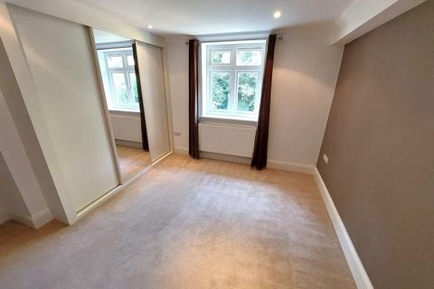 2 bedroom apartment for sale, Portarlington Road, Westbourne