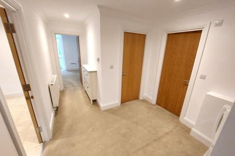 2 bedroom apartment for sale, Portarlington Road, Westbourne