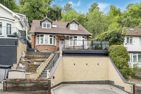 21 Milner Road, Caterham, CR3 6JR