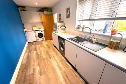 114 Coton Lane, Tamworth, B79 7SU