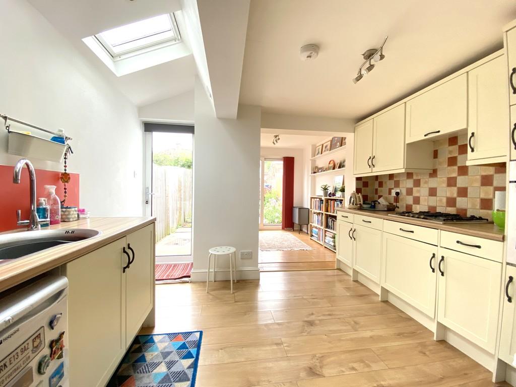 Open plan kichen living room