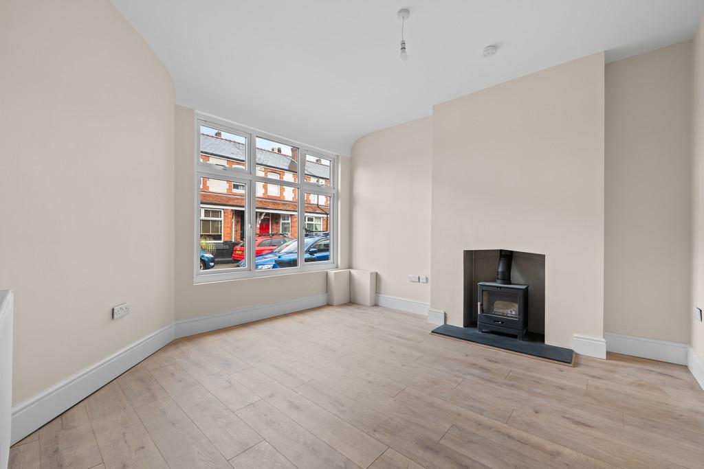 36 Hewitt street-10
