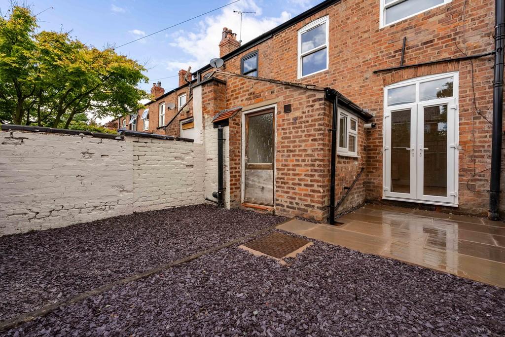 36 Hewitt street-12