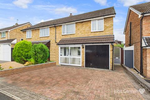 3 bedroom semi-detached house for sale, Mallicot Close, Lichfield
