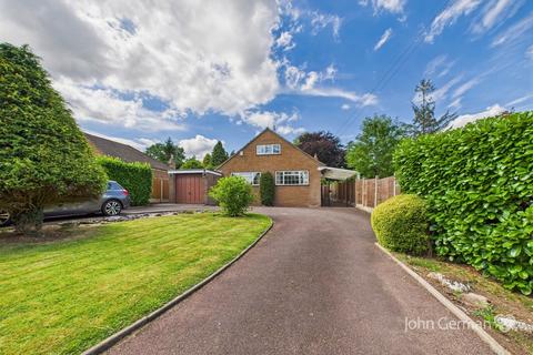 2 bedroom detached bungalow for sale, Castle Bank, Stafford