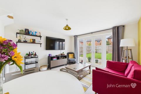 14 Acorn Drive, Ashbourne, DE6 1TW