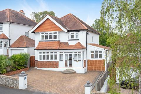 6 Julien Road, Coulsdon, CR5 2DN