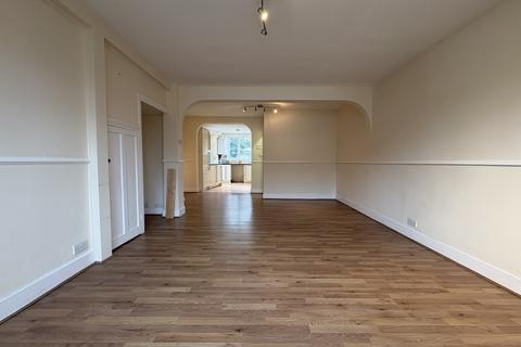 109 Redlands Road, Enfield, EN3 5HW