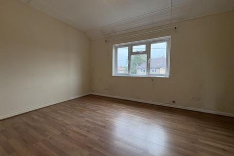 109 Redlands Road, Enfield, EN3 5HW