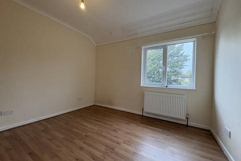 109 Redlands Road, Enfield, EN3 5HW