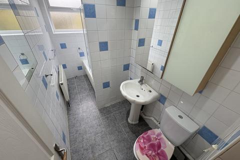 109 Redlands Road, Enfield, EN3 5HW