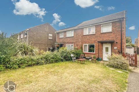 Walnut Tree Way, Tiptree, Colchester