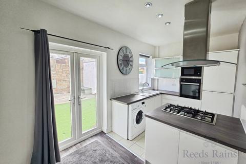 2 bedroom end of terrace house for sale, John Street, Consett DH8