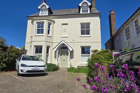 3 bedroom apartment for sale, High Street, Bexhill-on-Sea, TN40