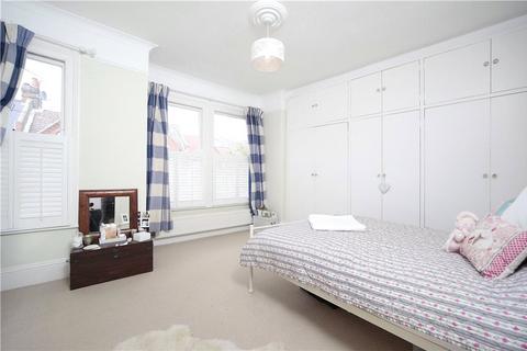 4 bedroom terraced house to rent, Dagnan Road, Clapham South, London