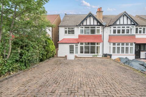 Pollards Hill North, London SW16