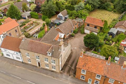 6 bedroom semi-detached house for sale - High Street, Scotter, North Lincolnshire, DN21