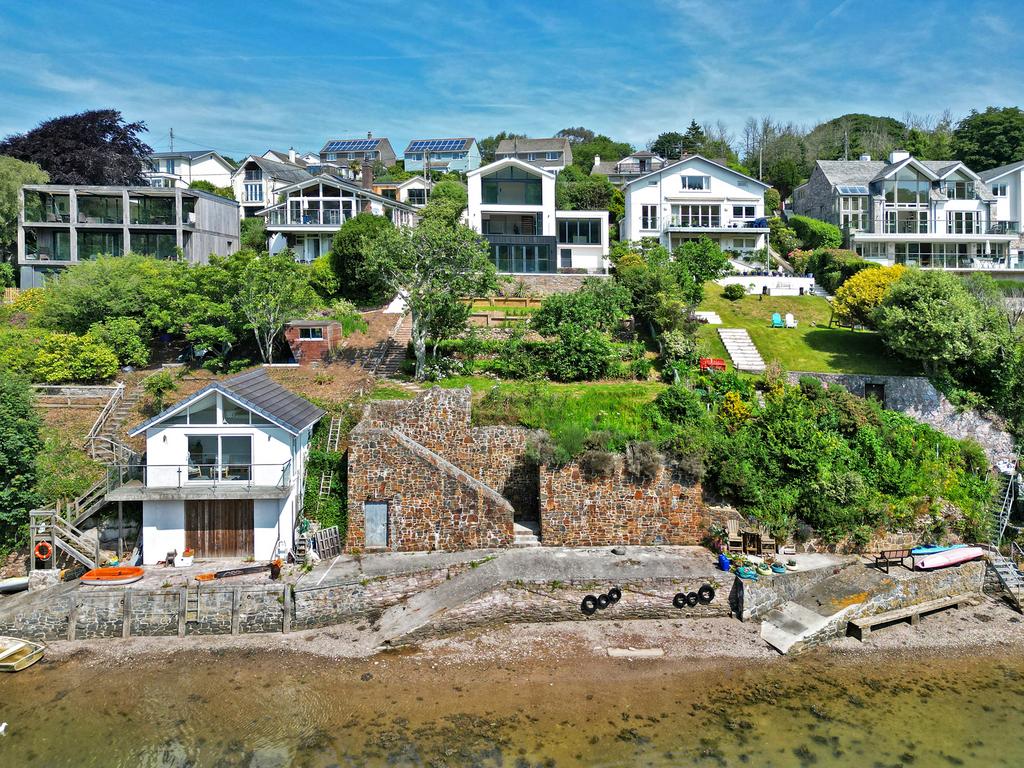 Tides Reach2025 Tides Reach 8 Yealm Rd (1)2