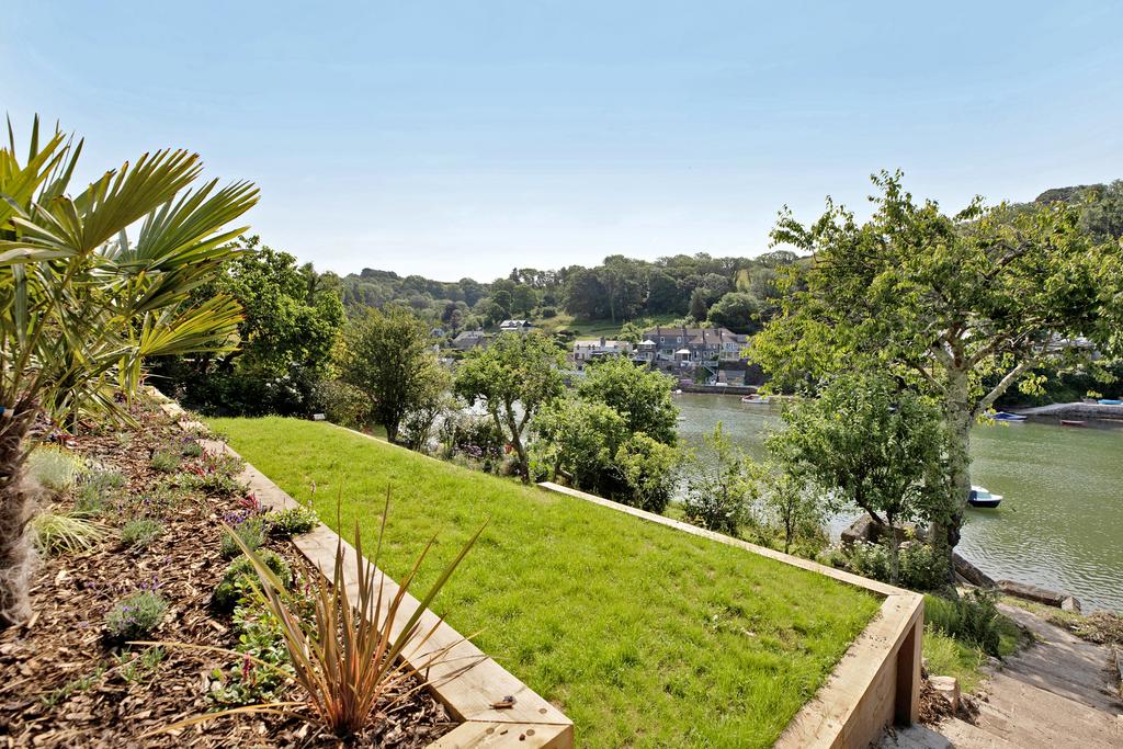 Tides Reach2025 Tides Reach 8 Yealm Rd (3)5