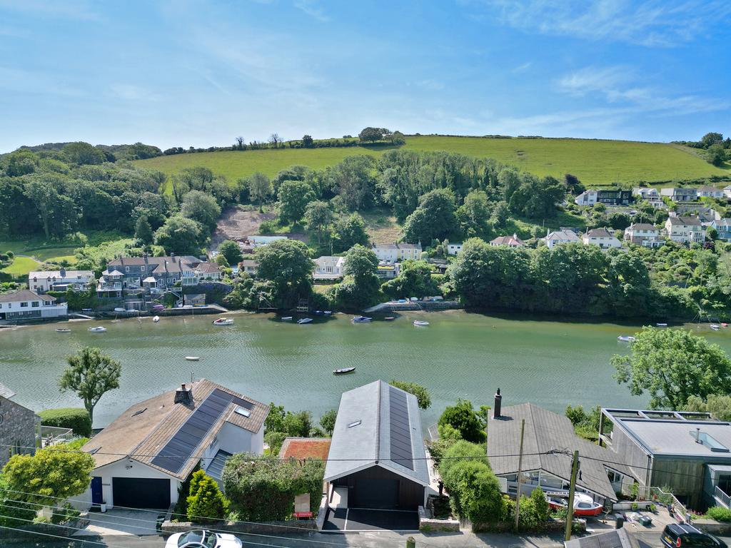 Tides Reach2025 Tides Reach 8 Yealm Rd (7)14