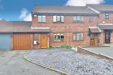 7 Thorncliffe Way, Nuneaton, CV10 0XT