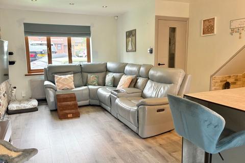 7 Thorncliffe Way, Nuneaton, CV10 0XT