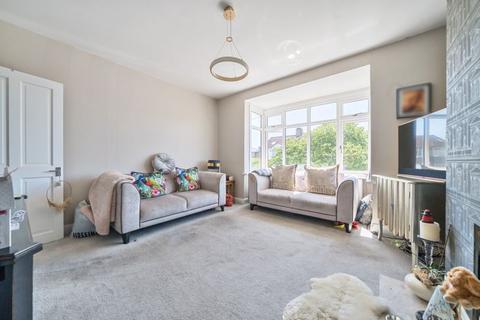 2 bedroom maisonette for sale, Clayfarm Road, London SE9