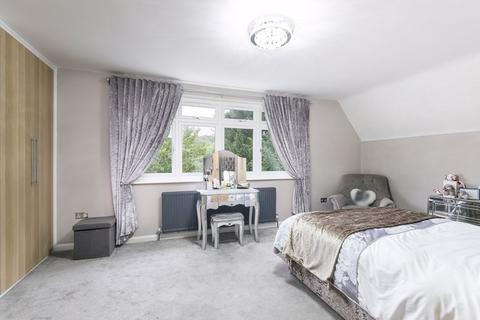 19a Godstone Road, Purley, CR8 2AN