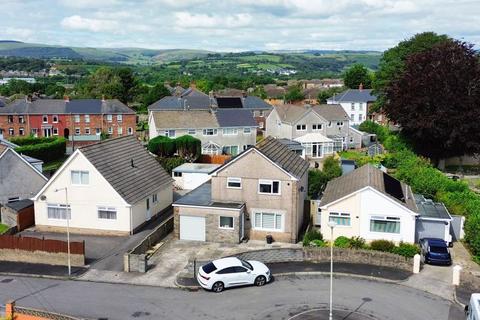 4 Highfield Close, Sarn, Bridgend, CF32 9RP