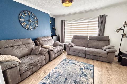 4 Highfield Close, Sarn, Bridgend, CF32 9RP