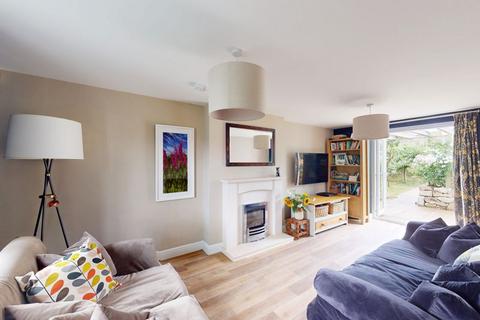 20 Turnlake Road, Chagford, Newton Abbot, TQ13 8FF