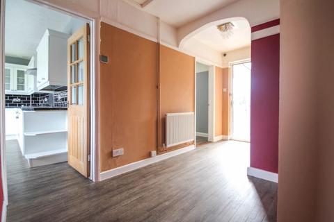 20 Avondale Road, Capel Le Ferne, Folkestone, CT18 7LE