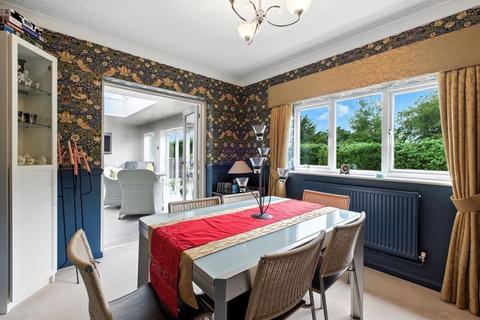 23 Wavenham Close, Sutton Coldfield, B74 4NZ