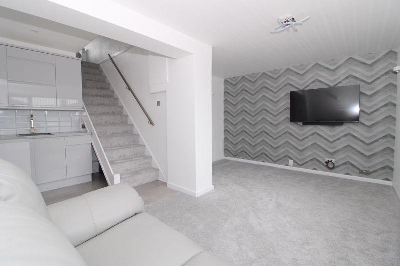Lounge/Kitchen