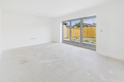2 bedroom detached bungalow for sale, 31 Warner Drive, Horncastle