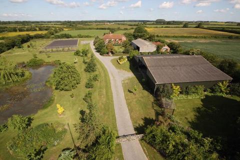undefined, Klondyke Farm. Ings Lane, Bratoft, Skegness