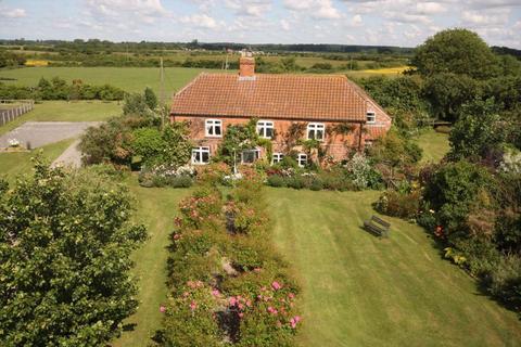 undefined, Klondyke Farm. Ings Lane, Bratoft, Skegness