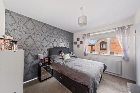 45 Chelsea Gardens, Cheam, Sutton, SM3 9TN