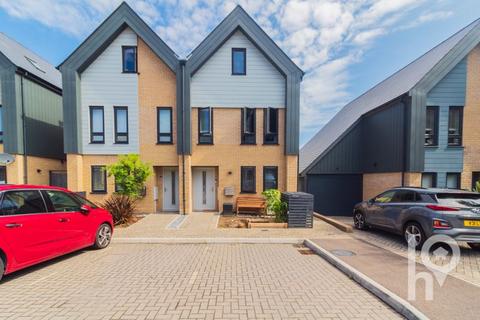 13 Commodores Close, Minster On Sea, Sheerness, ME12 3UU