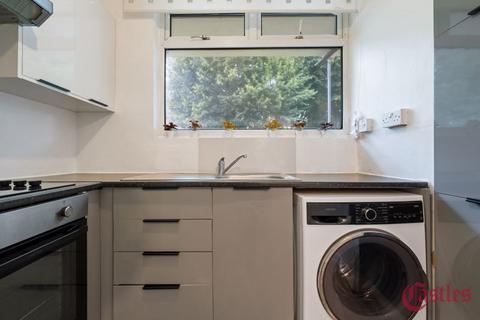 3 bedroom apartment for sale, Butfield House, Stevens Avenue, London
