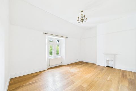 Riverbank Lodge Castle Road, Okehampton, EX20 1HT