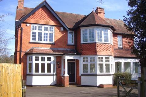 4 bedroom detached house for sale, Lea Bank Avenue, Kidderminster DY11