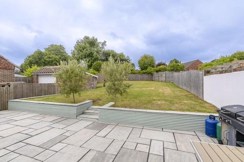 2 bedroom detached bungalow for sale, High Cross Fields, Crowborough