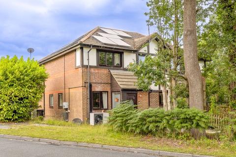 1 bedroom end of terrace house for sale, Montargis Way, Crowborough