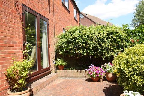 undefined, Dabinett Close, Taunton TA2