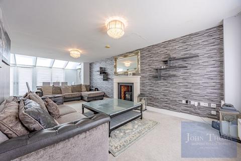 undefined, Tamarind Grove, Chigwell IG7