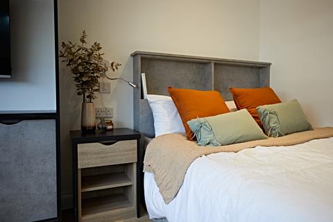 Studio to rent, Apt 30, 113 The Headrow, The Headrow LS1